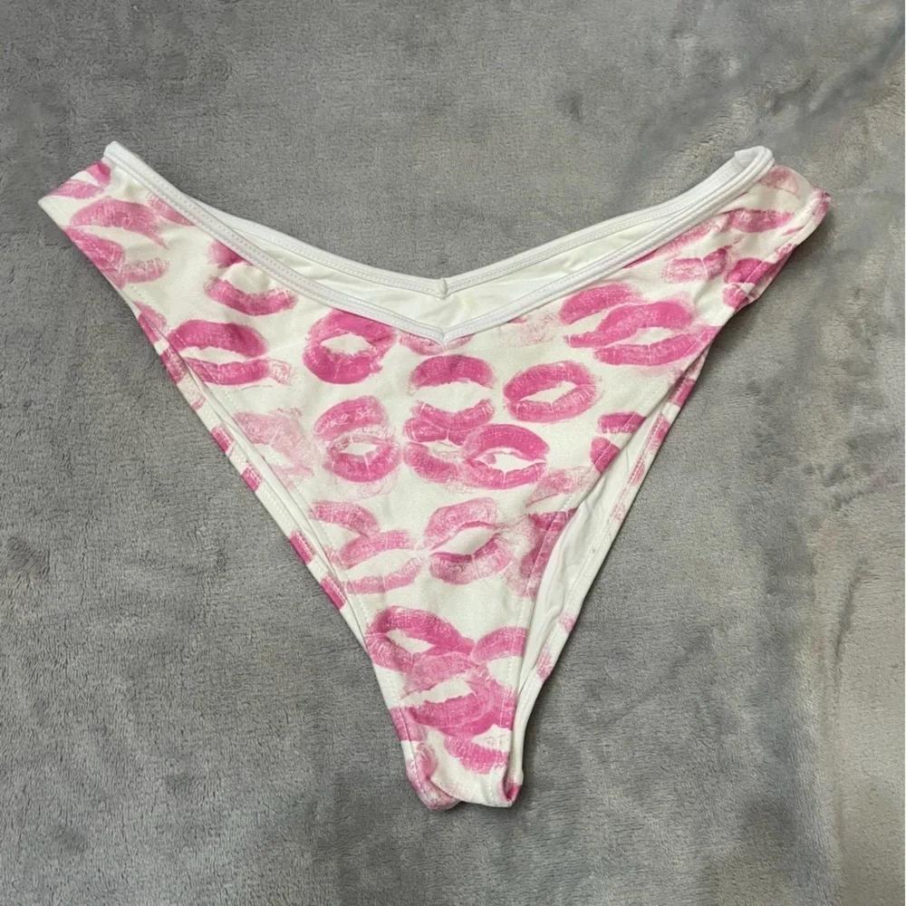 New! Frankies Bikinis X SYDNEY SWEENEY Enzo Cheeky Bikini Bottom 10719
